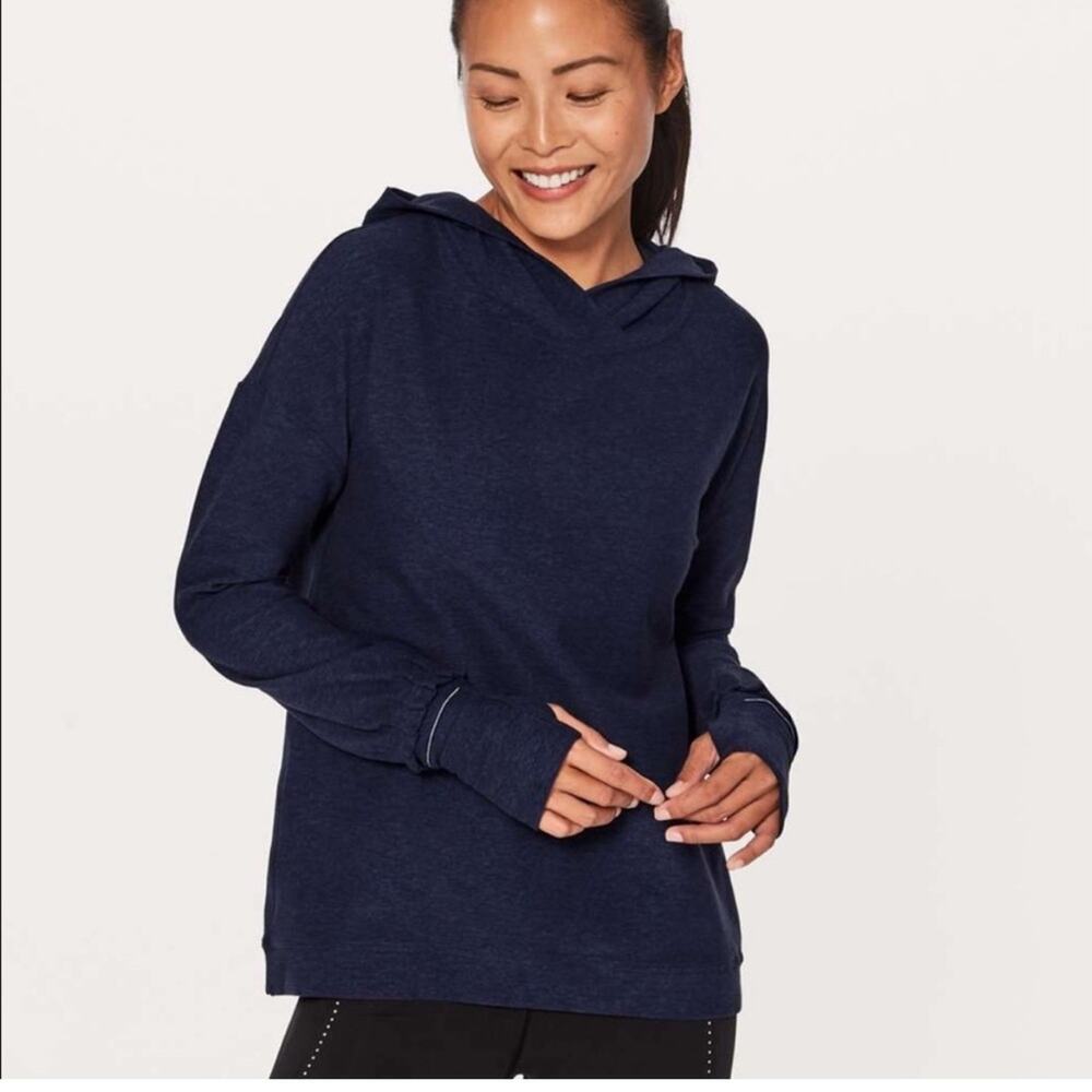 Lululemon Extra Mile Run Hoodie Navy Blue Long Sleede Workout Top Womens